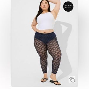 Torrid Size 1 Navy Crop Comfort Waist Floral Lace Legging NWT